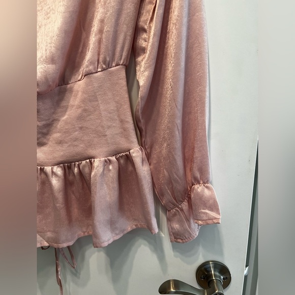 Eight Paris Pink Long Sleeve Blouse Size Medium - Picture 7 of 12